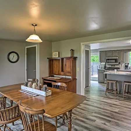 Millersburg Home With Covered Porch And Fire Pit! Exterior photo