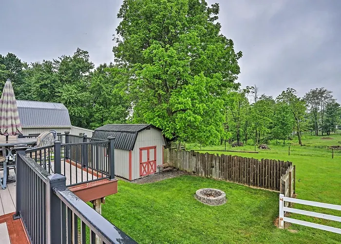 Millersburg Home With Covered Porch And Fire Pit!